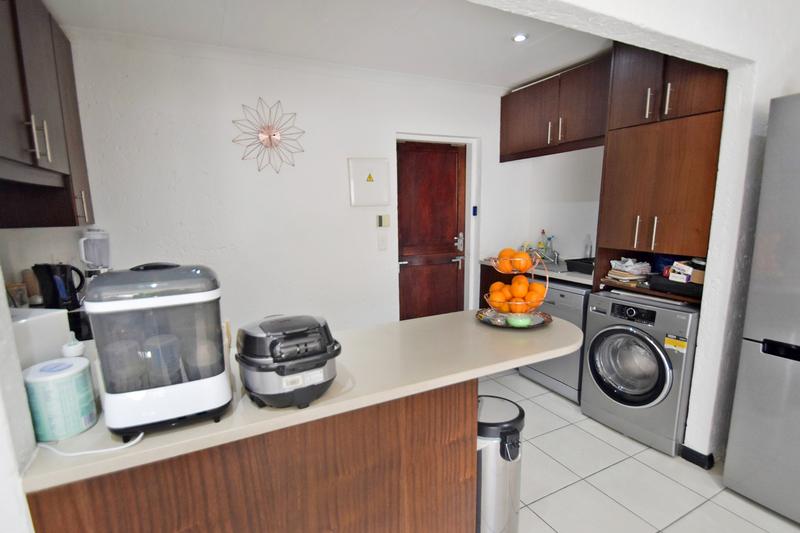 2 Bedroom Property for Sale in Morningside Gauteng