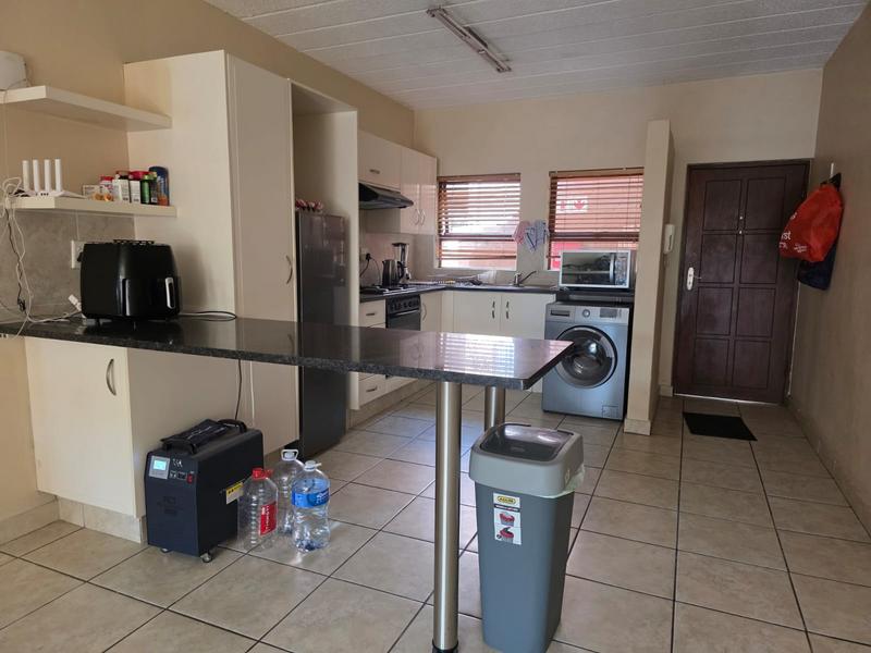 To Let 2 Bedroom Property for Rent in Sunninghill Gauteng