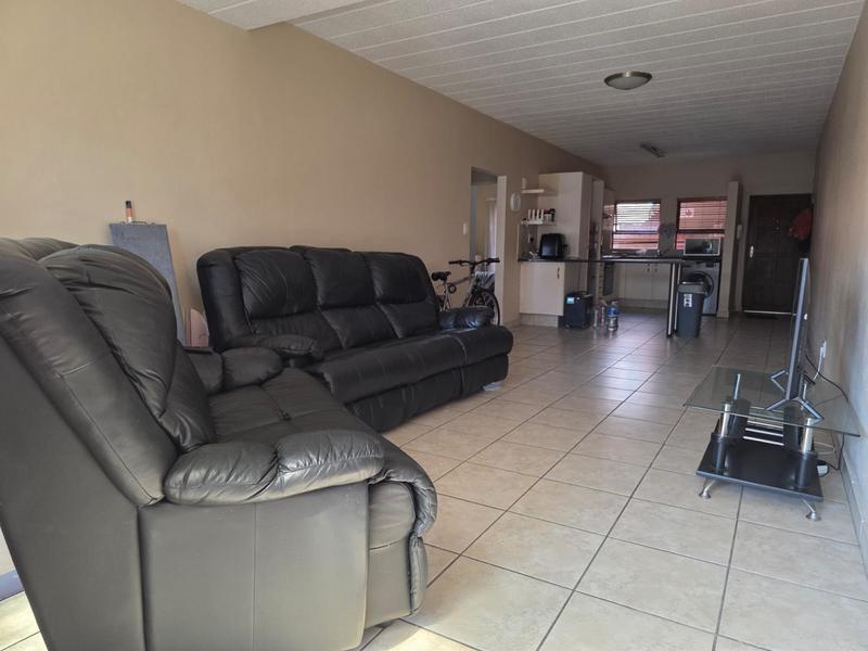To Let 2 Bedroom Property for Rent in Sunninghill Gauteng