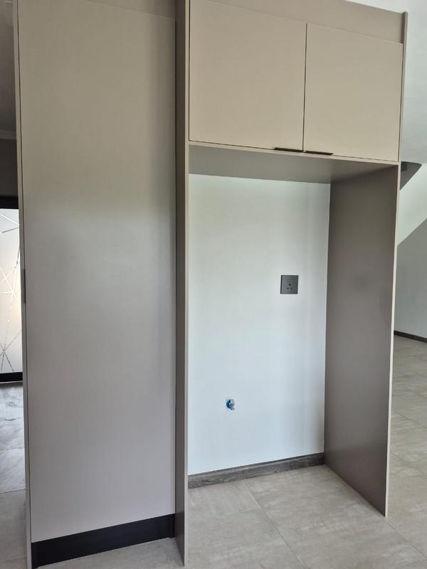 To Let 3 Bedroom Property for Rent in Bryanston Gauteng