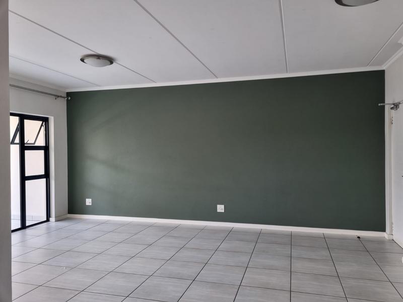 To Let 3 Bedroom Property for Rent in Waterfall Gauteng