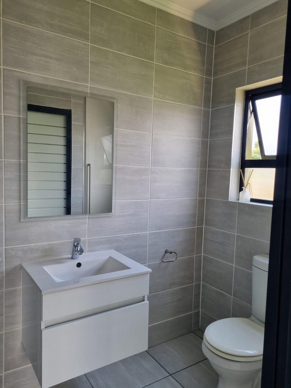 To Let 3 Bedroom Property for Rent in Waterfall Gauteng