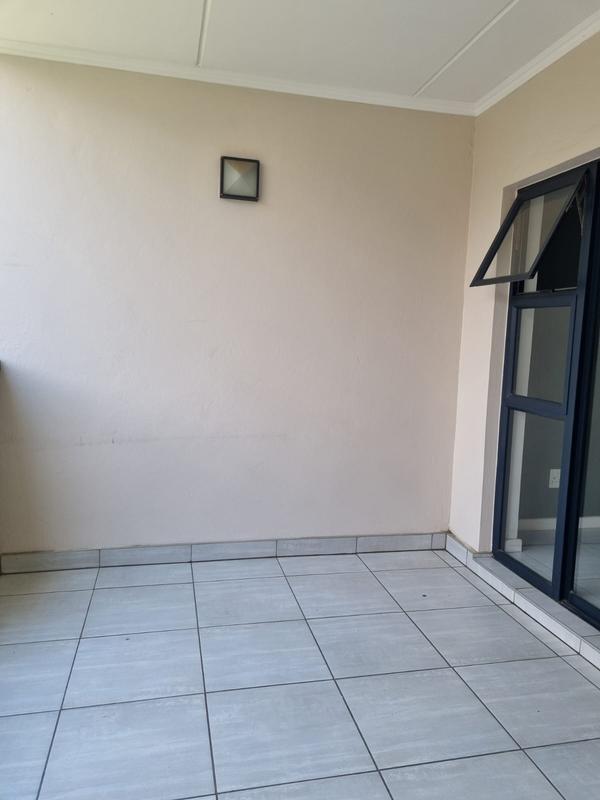 To Let 3 Bedroom Property for Rent in Waterfall Gauteng