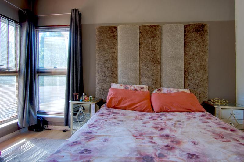 2 Bedroom Property for Sale in Montgomery Park Gauteng