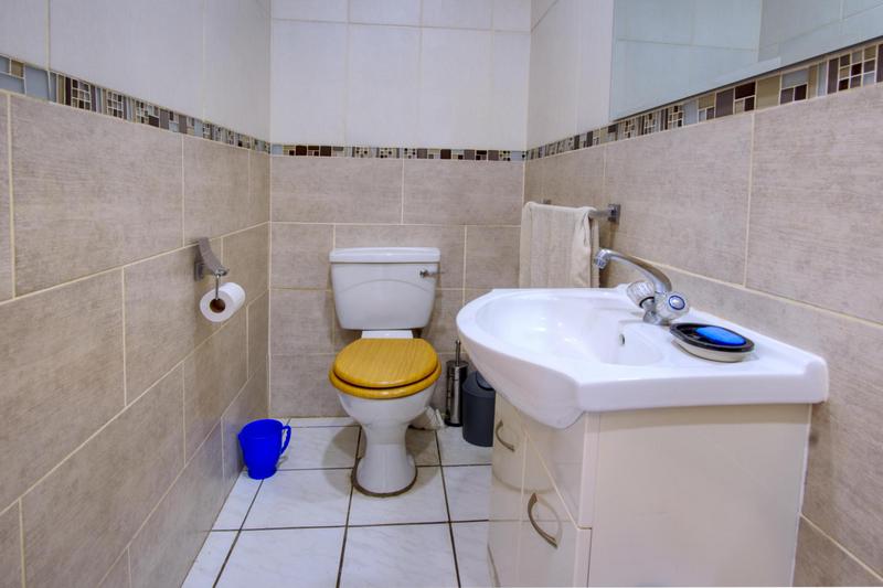 2 Bedroom Property for Sale in Montgomery Park Gauteng