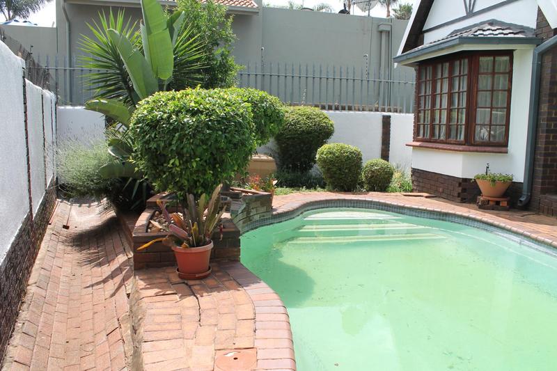 3 Bedroom Property for Sale in Bedfordview Gauteng