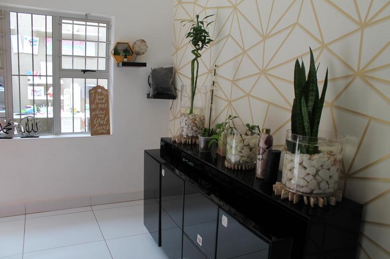 8 Bedroom Property for Sale in South Kensington Gauteng