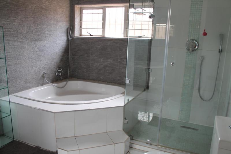 8 Bedroom Property for Sale in South Kensington Gauteng
