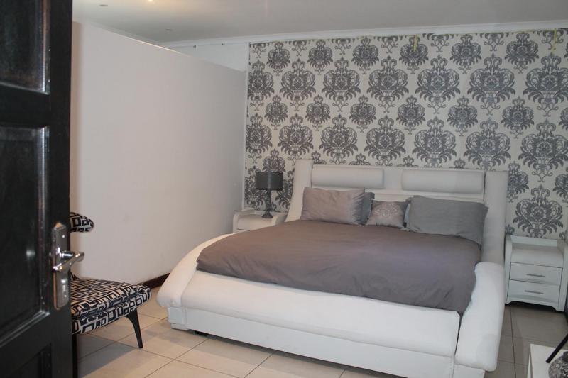 8 Bedroom Property for Sale in South Kensington Gauteng