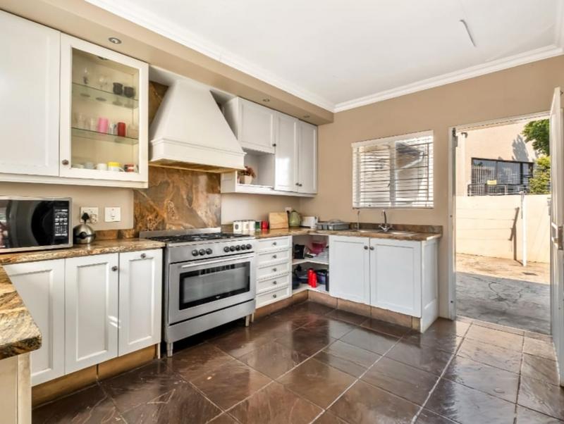 To Let 4 Bedroom Property for Rent in New Brighton Gauteng