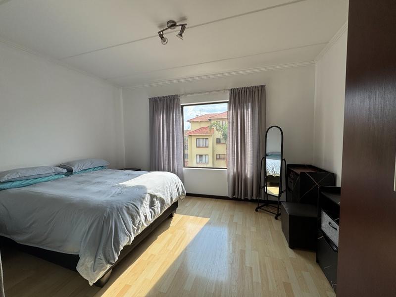 To Let 2 Bedroom Property for Rent in Sunninghill Gauteng