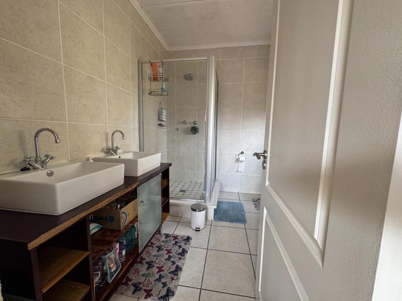 To Let 2 Bedroom Property for Rent in Sunninghill Gauteng