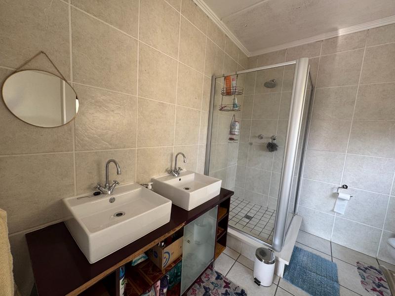 To Let 2 Bedroom Property for Rent in Sunninghill Gauteng