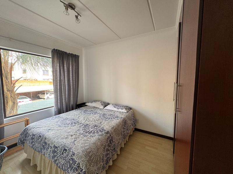 To Let 2 Bedroom Property for Rent in Sunninghill Gauteng