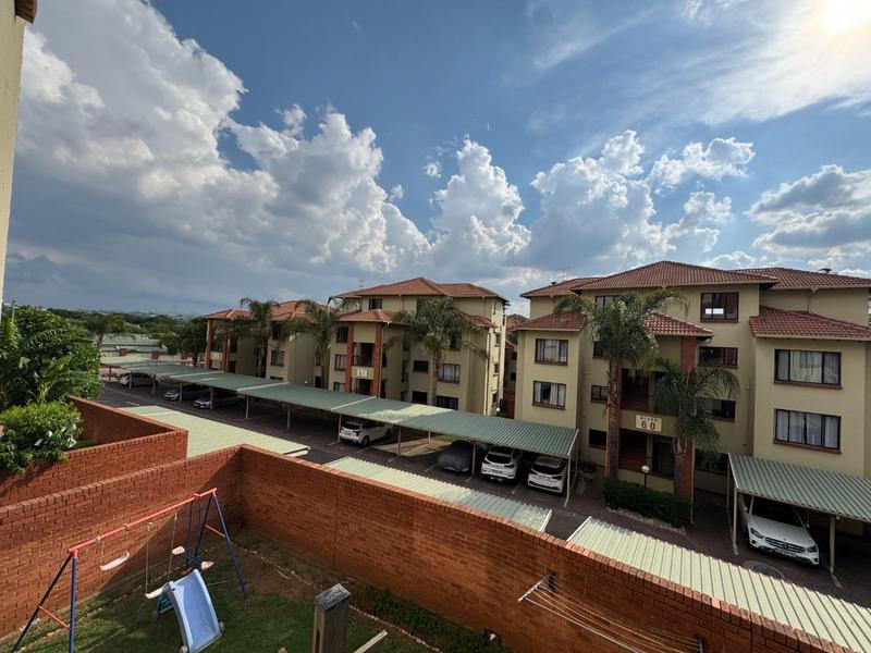 To Let 2 Bedroom Property for Rent in Sunninghill Gauteng