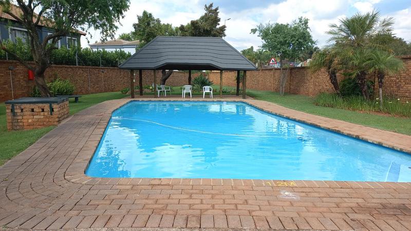2 Bedroom Property for Sale in Moreleta Park Gauteng