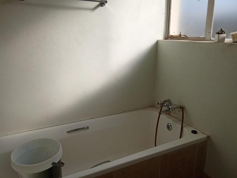 2 Bedroom Property for Sale in Halfway Gardens Gauteng