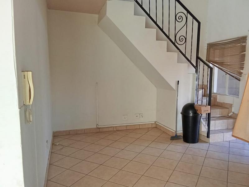 2 Bedroom Property for Sale in Halfway Gardens Gauteng