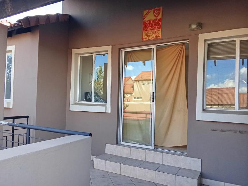 2 Bedroom Property for Sale in Halfway Gardens Gauteng