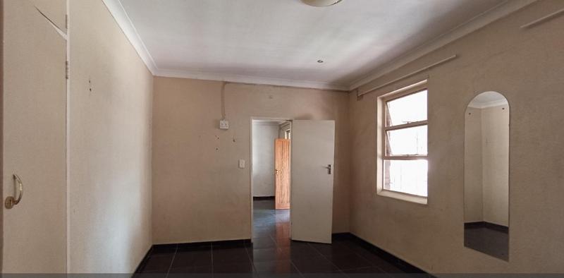 1 Bedroom Property for Sale in Albertville Gauteng