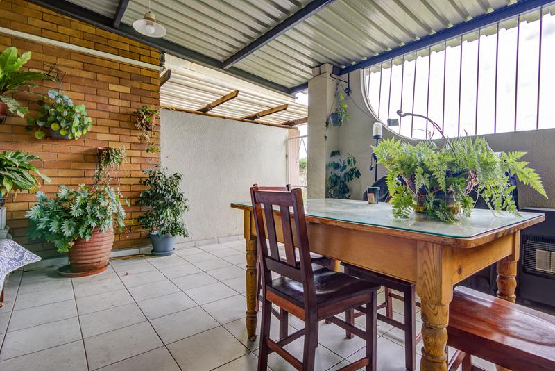 To Let 2 Bedroom Property for Rent in East Geduld Gauteng