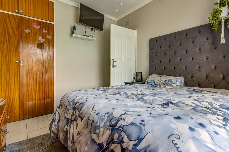 To Let 2 Bedroom Property for Rent in East Geduld Gauteng