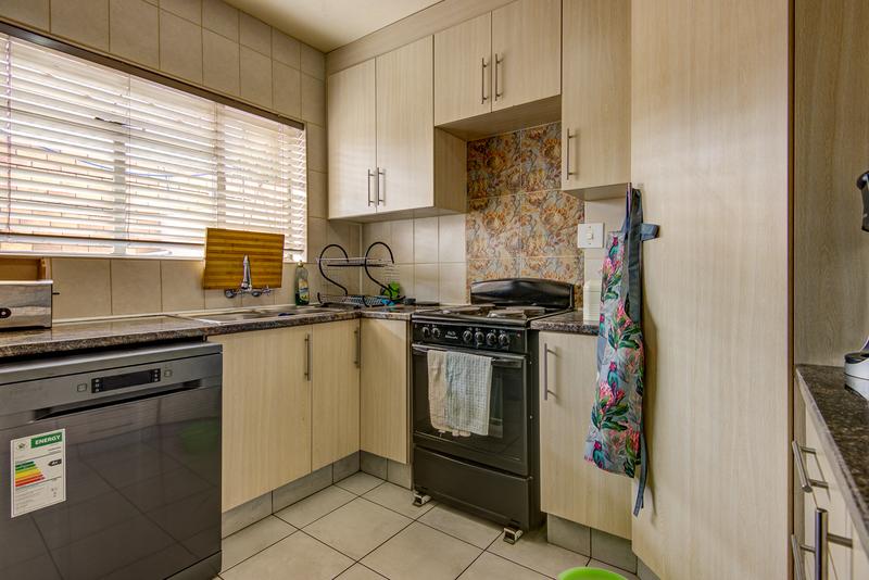 To Let 2 Bedroom Property for Rent in East Geduld Gauteng