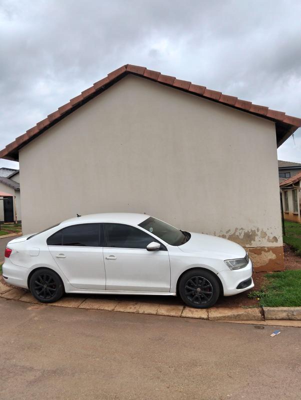 2 Bedroom Property for Sale in Clayville Gauteng