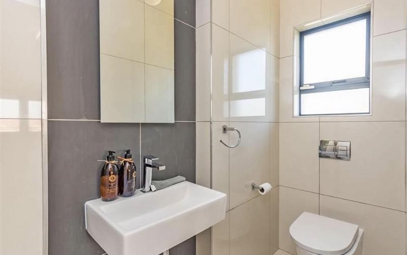 3 Bedroom Property for Sale in Lonehill Gauteng