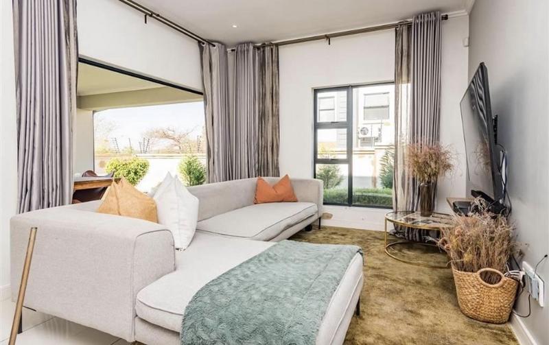 3 Bedroom Property for Sale in Lonehill Gauteng