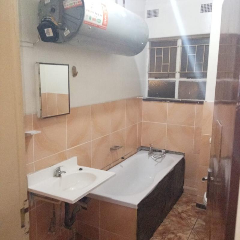 2 Bedroom Property for Sale in Vanderbijlpark CW 1 Gauteng