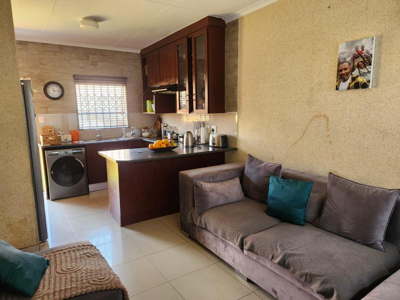 To Let 3 Bedroom Property for Rent in Witpoortjie Gauteng