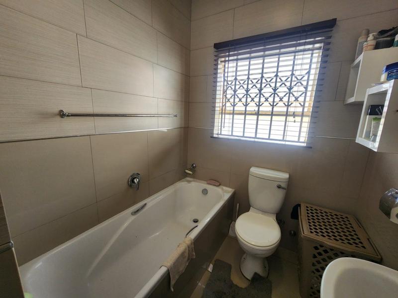 To Let 3 Bedroom Property for Rent in Witpoortjie Gauteng