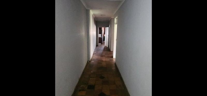 4 Bedroom Property for Sale in Heatherview Gauteng