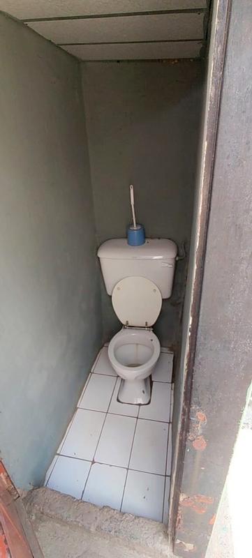 2 Bedroom Property for Sale in Mapetla Gauteng