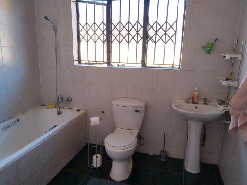3 Bedroom Property for Sale in Spruit View Gauteng