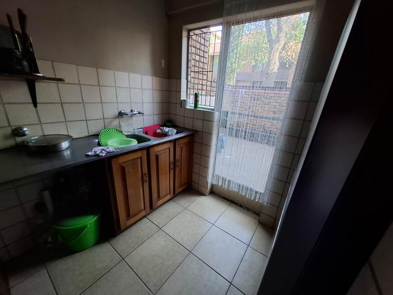 To Let 2 Bedroom Property for Rent in Muckleneuk Gauteng