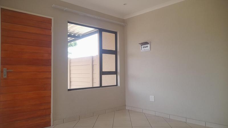 2 Bedroom Property for Sale in Windmill Park Gauteng
