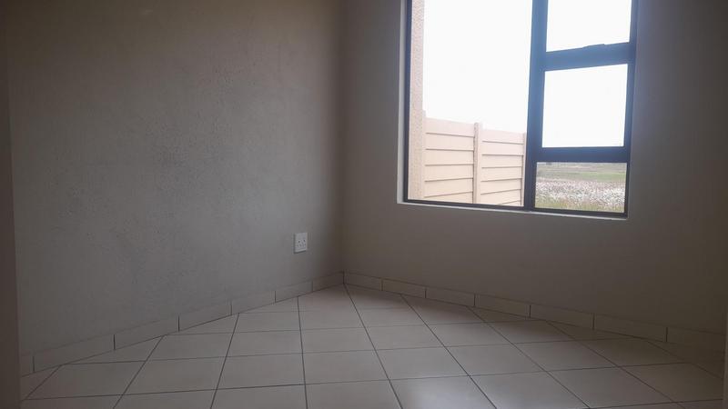 2 Bedroom Property for Sale in Windmill Park Gauteng