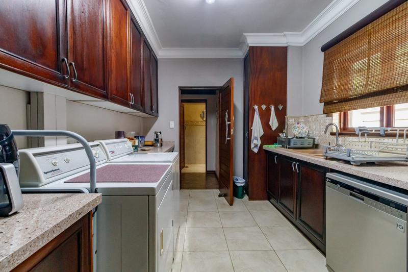 4 Bedroom Property for Sale in Midstream Estate Gauteng