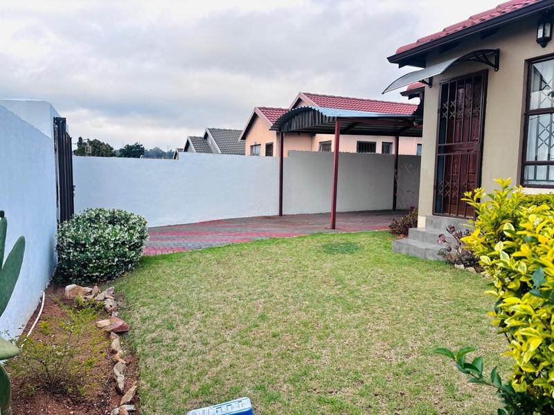 3 Bedroom Property for Sale in Fleurhof Gauteng
