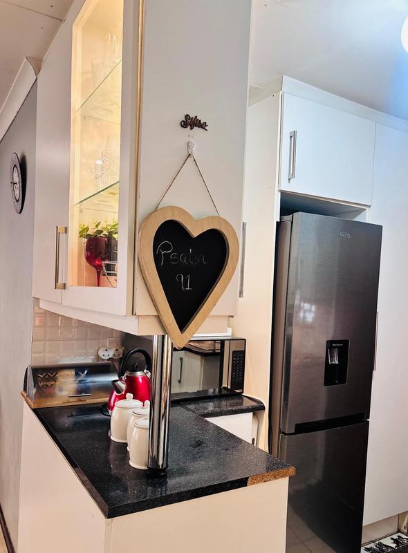 3 Bedroom Property for Sale in Fleurhof Gauteng