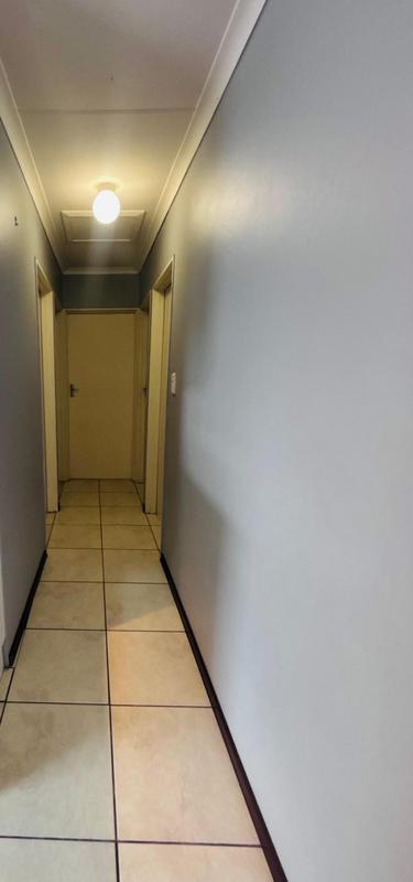 3 Bedroom Property for Sale in Fleurhof Gauteng