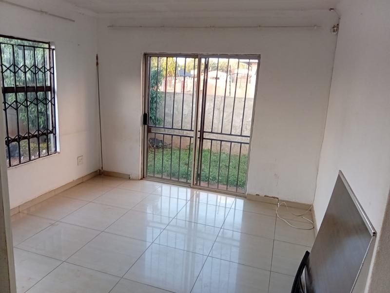 3 Bedroom Property for Sale in Dawn Park Gauteng