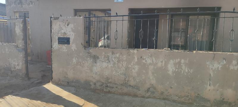 11 Bedroom Property for Sale in Mapetla Gauteng