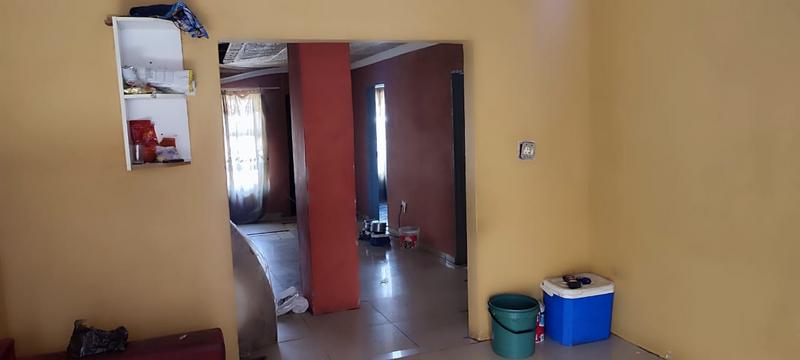 11 Bedroom Property for Sale in Mapetla Gauteng