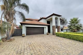 5 Bedroom Property for Sale in The Orchards Gauteng