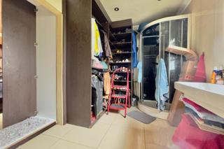 5 Bedroom Property for Sale in The Orchards Gauteng