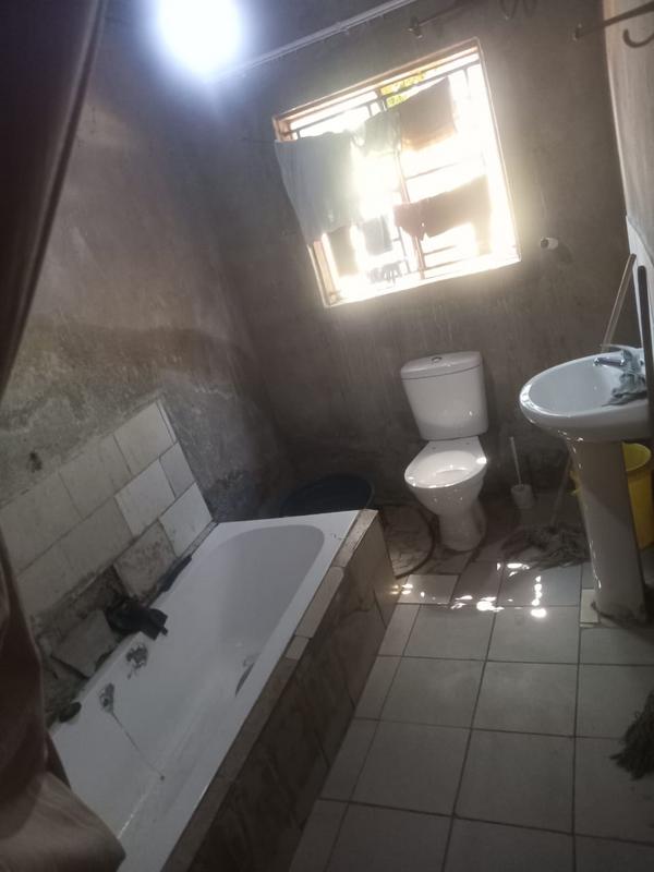 2 Bedroom Property for Sale in Mabopane Unit B Gauteng