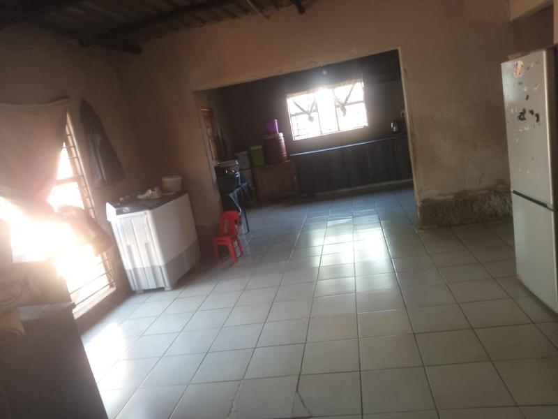 2 Bedroom Property for Sale in Mabopane Unit B Gauteng